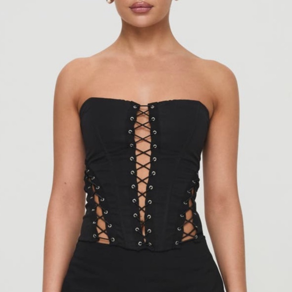 Black Lace-up Corset